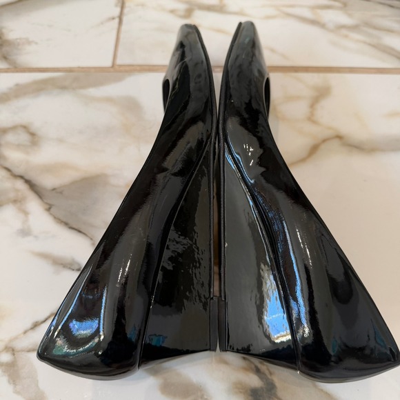 Stuart Weitzman Black Patent Leather Pointed Toe Wedge Pumps OW91265 Mens 9.5 M - Picture 9 of 11
